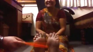 රසවත් කටට ගනී ඇස් රෝල්