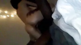 හරවමින් ඇගේ ප්රියතම පෙම්වතියන්