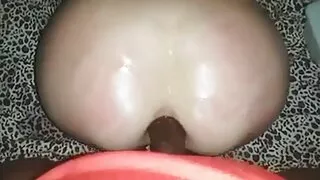 සිරවී කළු කුකුළා ගැඹුරු ටෙන්ඩර් පූස්