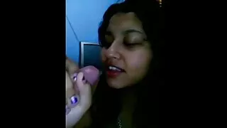 Skinn ragazzo මිනිහා හොඳින් තරුණ පෙම්වතියන් විසින් කෙළ