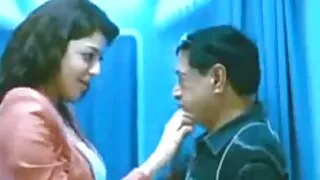 Profura සමග විශාල පියයුරු මත කුකුළා පාතාලයට ලක්වෙයි
